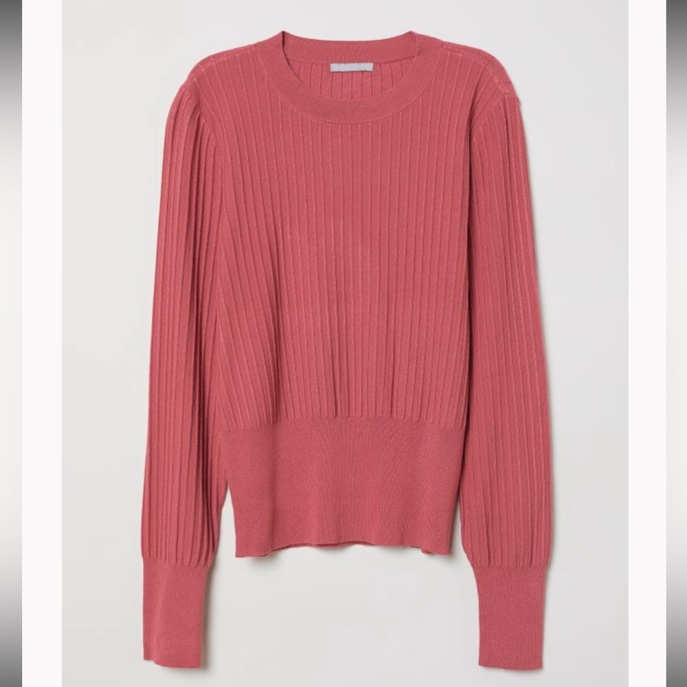 NWT H&M Sweater Size Large